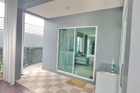 House in Pattaya, Thailand 4 bedrooms № 173391 - photo 2