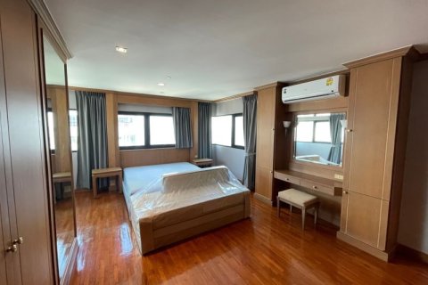 Condo à Sathon, Bangkok, Thaïlande, 3 chambres  № 173388 - photo 12