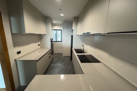 Condo à Sathon, Bangkok, Thaïlande, 3 chambres  № 173388 - photo 18