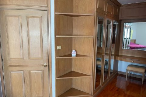 Condo à Sathon, Bangkok, Thaïlande, 3 chambres  № 173388 - photo 17