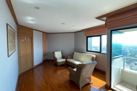 Condo à Sathon, Bangkok, Thaïlande, 3 chambres  № 173388 - photo 7
