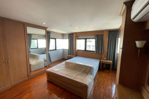 Condo à Sathon, Bangkok, Thaïlande, 3 chambres  № 173388 - photo 11