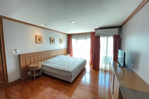 Condo à Sathon, Bangkok, Thaïlande, 3 chambres  № 173388 - photo 9