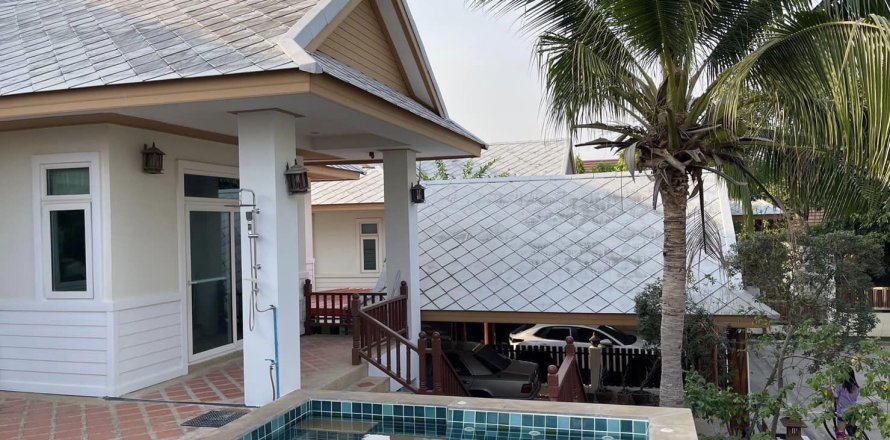 Maison à Pattaya, Thaïlande 6 chambres № 173392