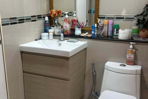 House in Phasi Charoen, Bangkok, Thailand 6 bedrooms № 161623 - photo 6