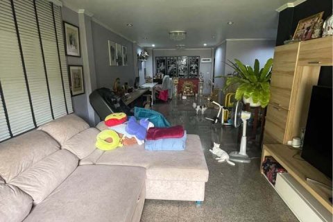 House in Phasi Charoen, Bangkok, Thailand 6 bedrooms № 161623 - photo 11