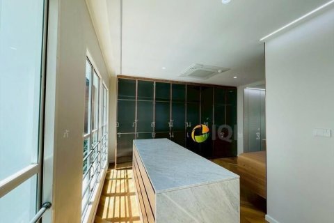 Townhouse in Watthana, Bangkok, Thailand 5 bedrooms № 161624 - photo 23