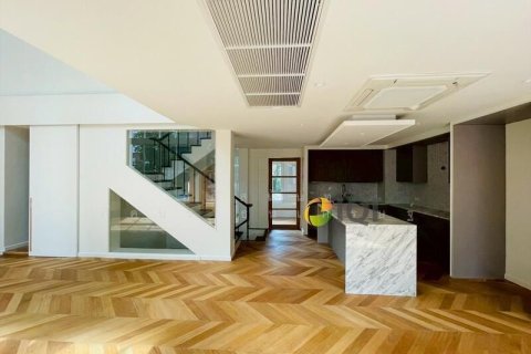 Townhouse in Watthana, Bangkok, Thailand 5 bedrooms № 161624 - photo 4