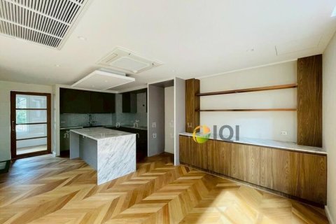 Townhouse in Watthana, Bangkok, Thailand 5 bedrooms № 161624 - photo 5