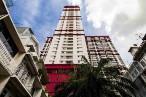 Condo in Phaya Thai, Bangkok, Thailand, 2 bedrooms № 183360 - photo 2