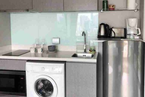 Condo in Bangkok, Thailand, 1 bedroom № 183361 - photo 4