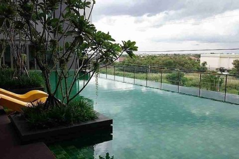 Condo in Bangkok, Thailand, 2 bedrooms № 183355 - photo 2