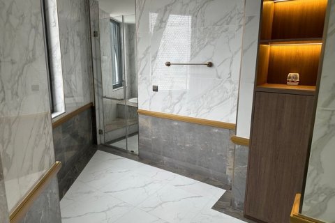 Кондоминиум с 7 спальнями в Кхлонг Сане, Бангкок, Таиланд № 137662 - фото 10