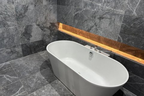 Кондоминиум с 7 спальнями в Кхлонг Сане, Бангкок, Таиланд № 137662 - фото 14