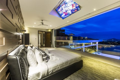 House in Surat Thani, Thailand 6 bedrooms № 181084 - photo 6
