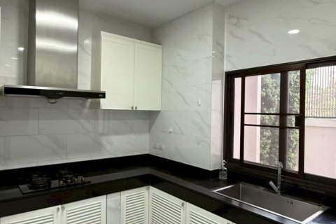 Maison à Saphan Sung, Bangkok, Thaïlande 5 chambres № 149942 - photo 5