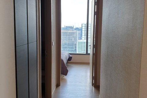 Кондоминиум с 2 спальнями в Ваттхане, Бангкок, Таиланд № 172105 - фото 3