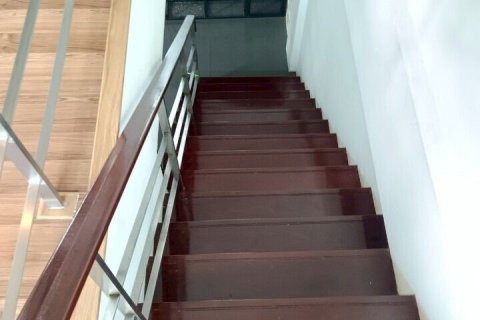 Townhouse in Bangkok, Thailand 3 bedrooms № 172103 - photo 8