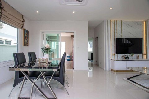 Haus in Chiang Mai, Thailand 4 Schlafzimmer № 220500 - Foto 10