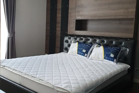 Кондоминиум с 2 спальнями в Сатхоне, Бангкок, Таиланд № 156209 - фото 2