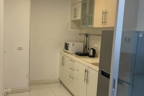 Студия в кондо в Кхлонг Сане, Бангкок, Таиланд № 156205 - фото 6