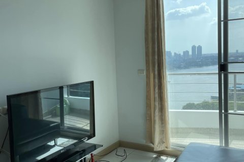 Студия в кондо в Кхлонг Сане, Бангкок, Таиланд № 156205 - фото 3