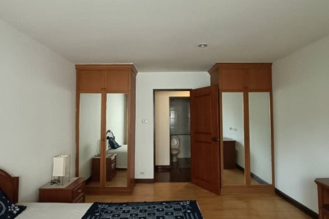 Кондоминиум с 3 спальнями в Ян Наве, Бангкок, Таиланд № 156210 - фото 13