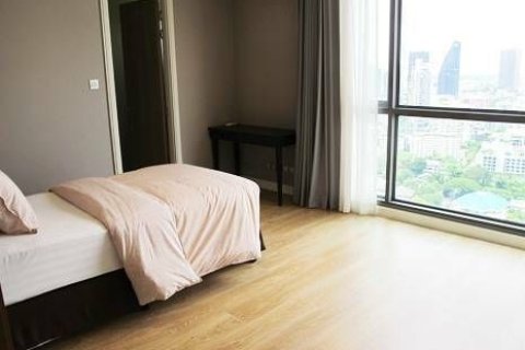 Duplex à Watthana, Bangkok, Thaïlande 4 chambres № 156539 - photo 14