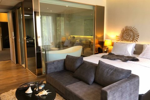 Studio dans le Condo à Kathu, Thaïlande  № 156538