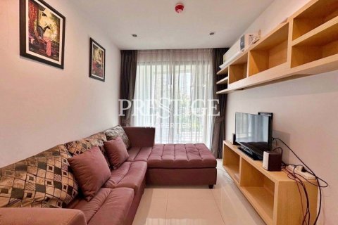 Condo in Pattaya, Thailand, 2 bedrooms № 209065 - photo 2