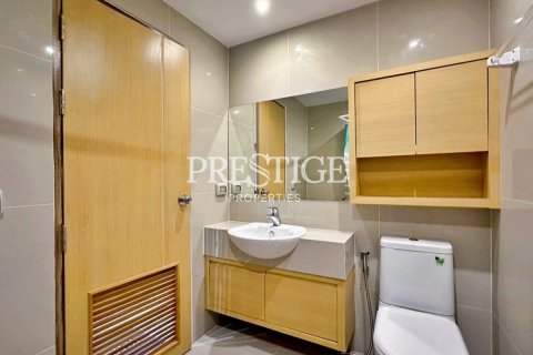 Condo in Pattaya, Thailand, 2 bedrooms № 209065 - photo 10