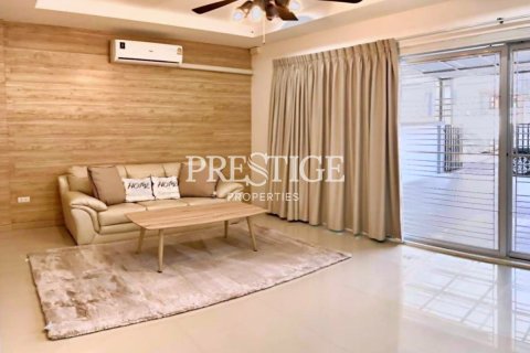 House in Pattaya, Thailand 2 bedrooms № 209063