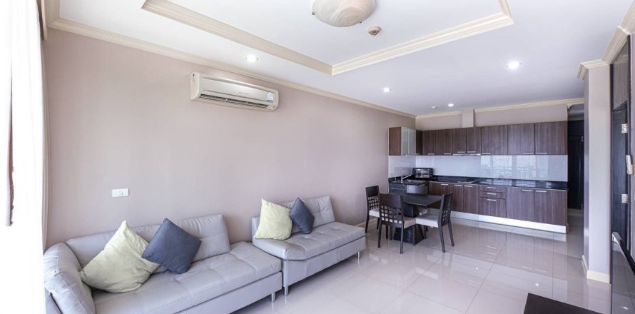 Studio in the Condo in Kathu, Thailand  № 164786