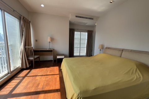 Condo in Watthana, Bangkok, Thailand, 2 bedrooms № 154700 - photo 12