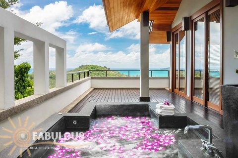 Villa in Bang Tao, Thailand 5 bedrooms № 179422 - photo 9