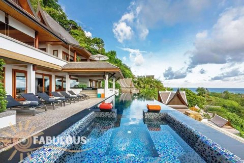 Villa in Bang Tao, Thailand 5 bedrooms № 179422 - photo 8