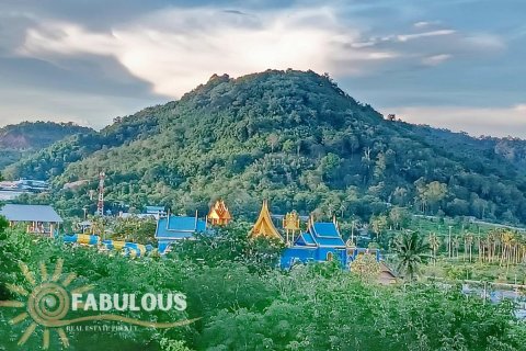 Condo in Phuket, Thailand, 3 bedrooms № 179421 - photo 3