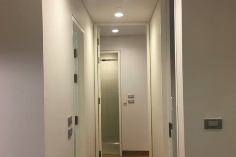 Condo in Bangkok, Thailand, 2 bedrooms  № 144048 - photo 5