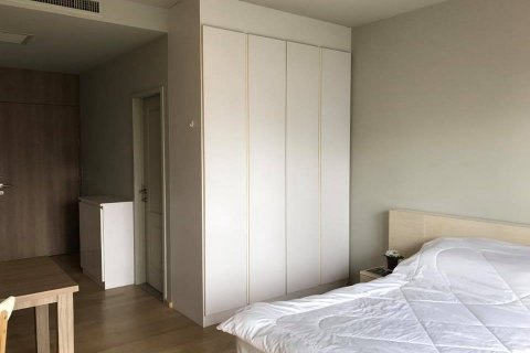 Студия в кондо в Бангкоке, Таиланд № 144044 - фото 4