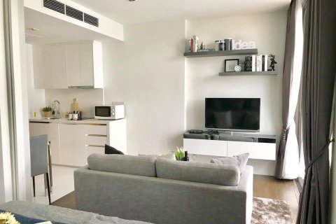 Condo in Yan Nawa, Bangkok, Thailand, 1 bedroom  № 144045 - photo 6