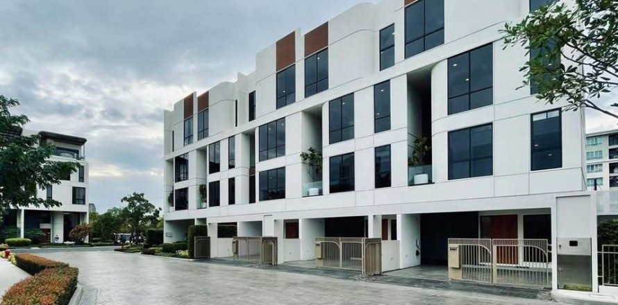 Таунхаус в Ян Наве, Бангкок, Таиланд с 3 спальнями  № 153518