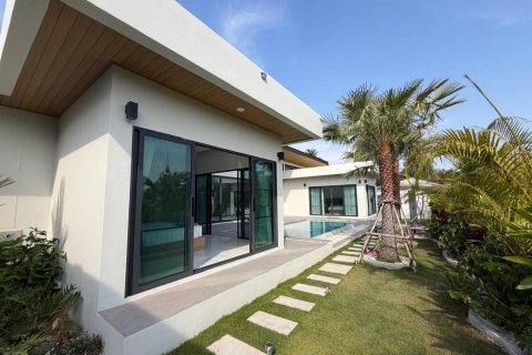 Villa in Hua Hin, Thailand 3 bedrooms № 169740 - photo 10