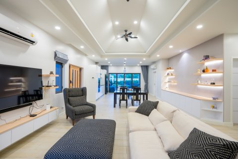 Villa in Hua Hin, Thailand 3 Schlafzimmer № 169740 - Foto 16