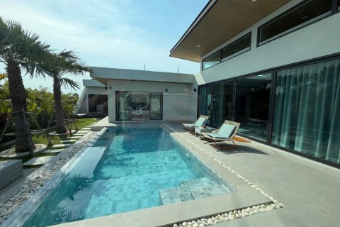 Villa in Hua Hin, Thailand 3 bedrooms № 169740 - photo 7