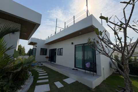 Villa in Hua Hin, Thailand 3 bedrooms № 169740 - photo 9