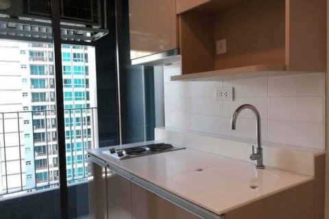 Studio in the Condo in Bang Rak, Bangkok, Thailand  № 142008 - photo 7