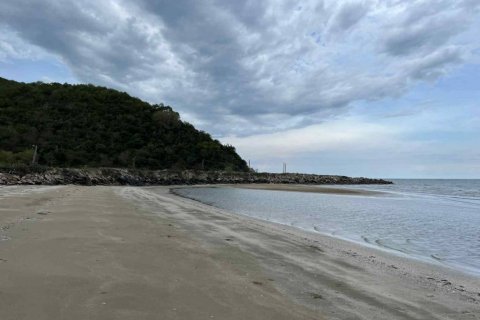 Land in Sam Roi Yot, Thailand № 134693 - photo 1