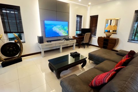 Вилла в Пхукете, Таиланд с 3 спальнями  № 144704 - фото 4