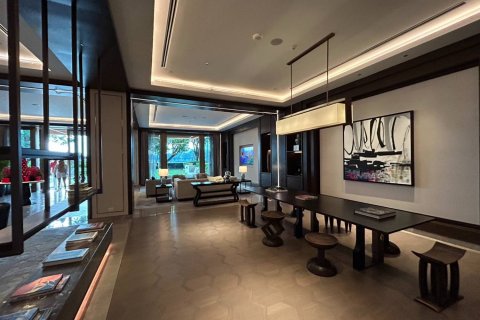 Condo in Bangkok, Thailand, 4 bedrooms  № 180898 - photo 13
