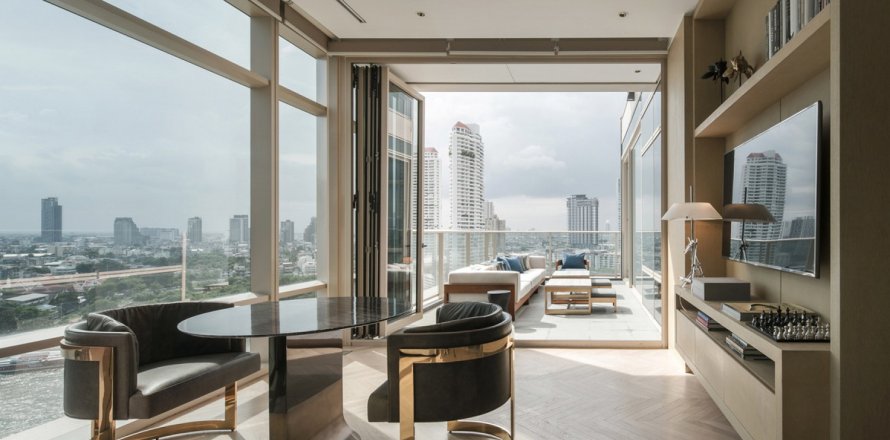 Condo in Bangkok, Thailand, 4 bedrooms  № 180898